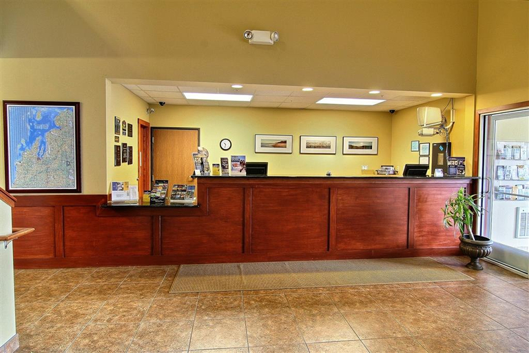 Public Area 2, Baymont by Wyndham Beulah, Benzie