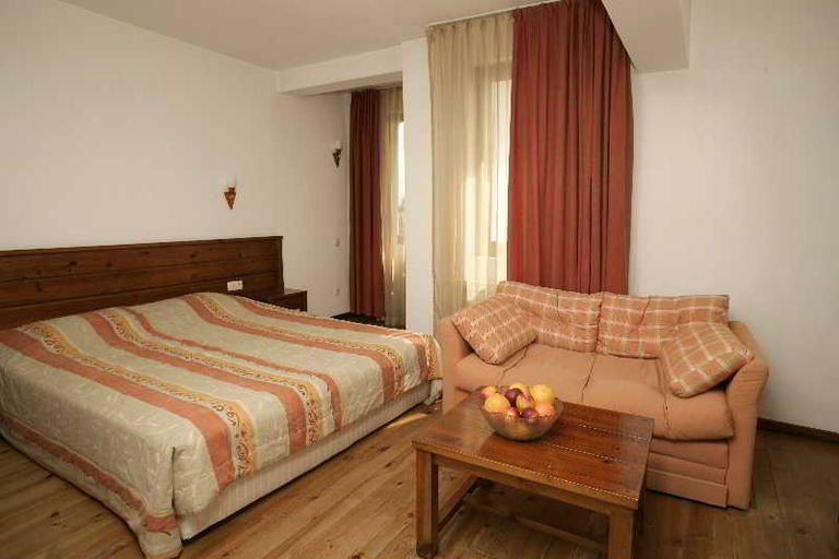 Bedroom 3, Banderitsa Hotel and Casino, Bansko