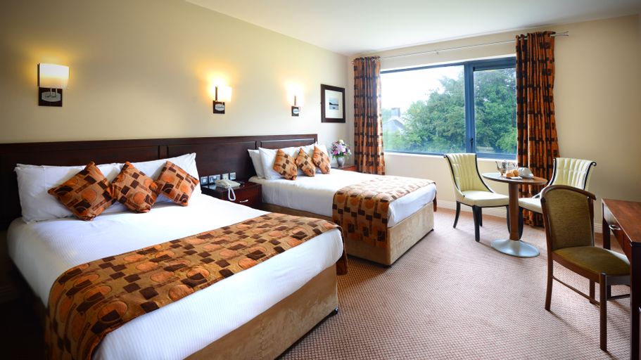 Kiltimagh Park Hotel, 
