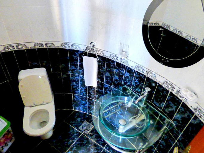 Bathroom 4, De La Costa Hotel, Encarnación