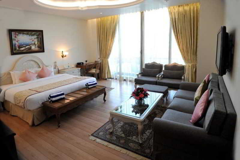 Bedroom 3, Welcom Bella Vista Chandigarh Hotel, Panchkula