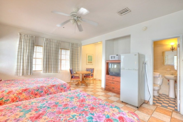 Public Area, James Hotel, Miami-Dade