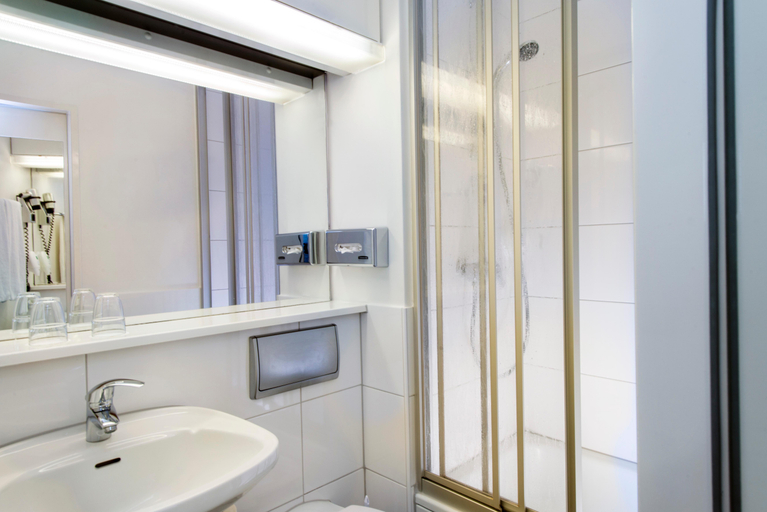 Bathroom 5, Good Morning Gelsenkirchen City, Gelsenkirchen