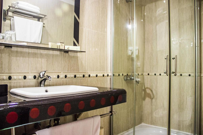 Bathroom 4, Atenas Hotel, Tétouan