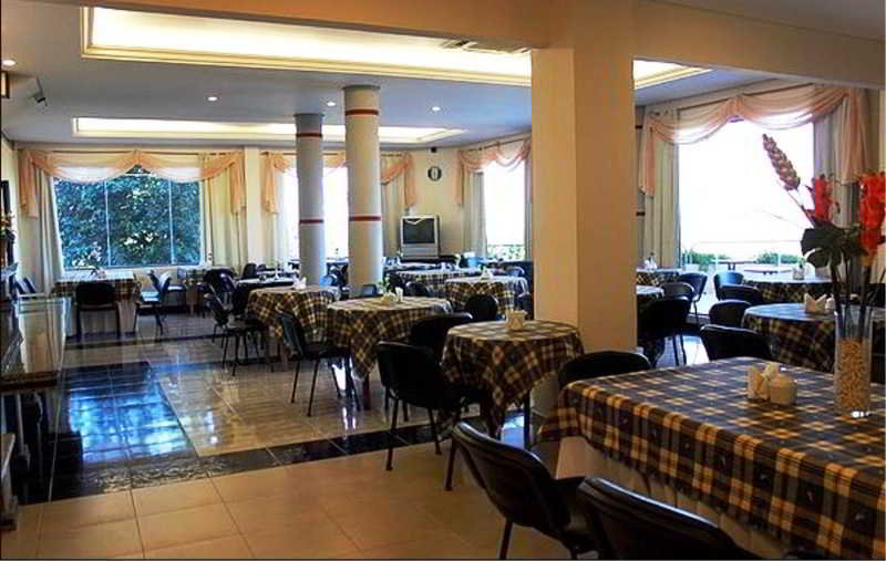 Food & Drinks 5, De La Costa Hotel, Encarnación
