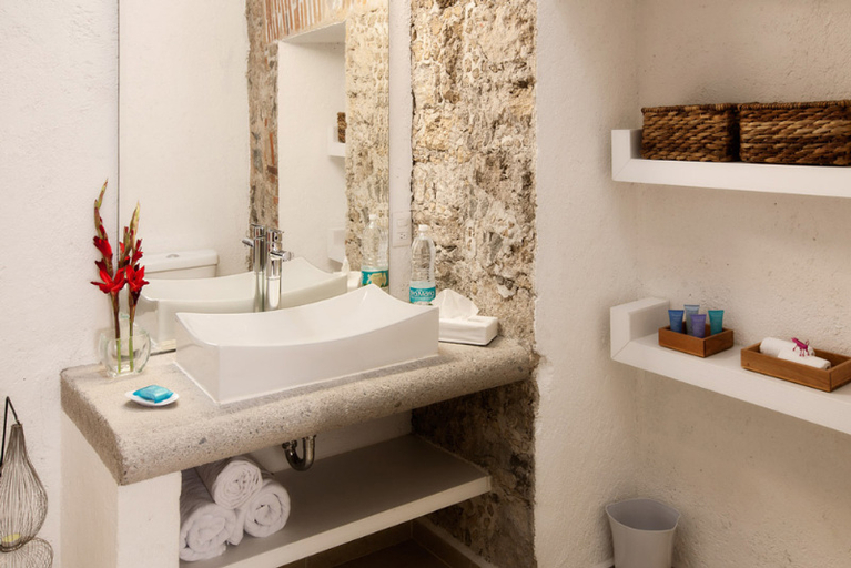 Bathroom, Descanseria Hotel Business and Pleasure, San Andrés Cholula