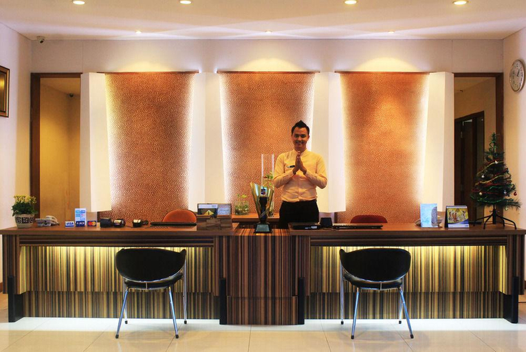 Food & Drinks 5, Papyrus Tropical Hotel, Bogor