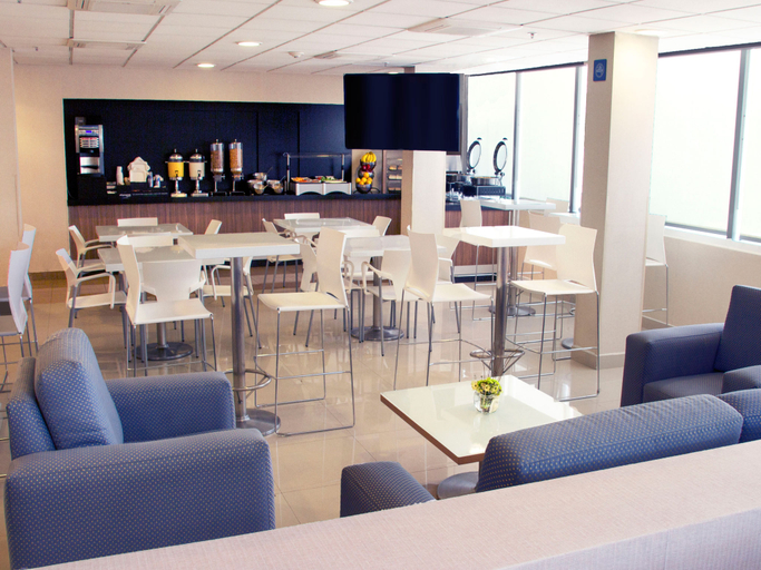 Public Area 4, City Express by Marriott Tepotzotlan, Tepotzotlán