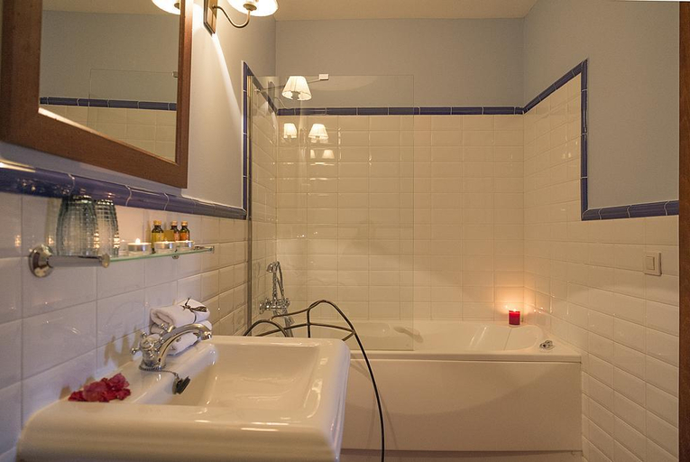 Bathroom, Hotel Palou 1874, Barcelona