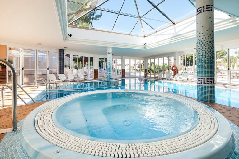 Sport & Beauty 2, Invisa Hotel Club Cala Blanca, Baleares