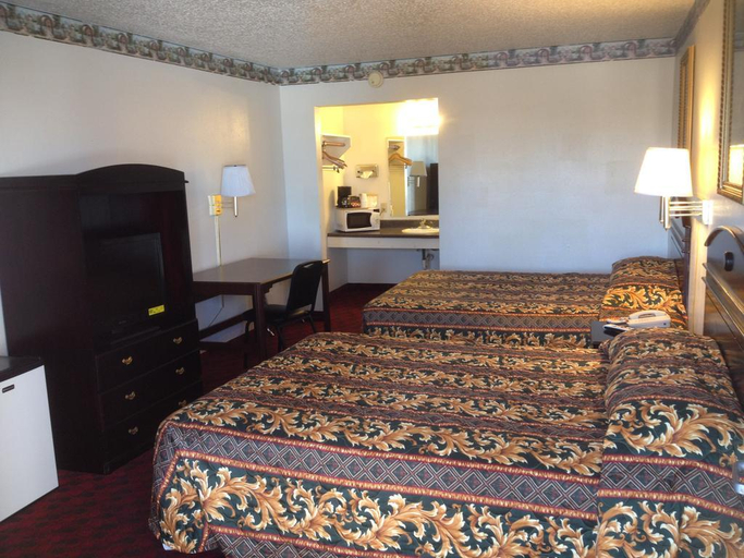 Bedroom 4, Rodeway Inn, Beckham