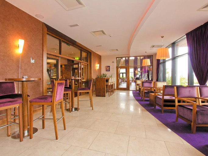 Public Area 5, Athlone Springs Hotel