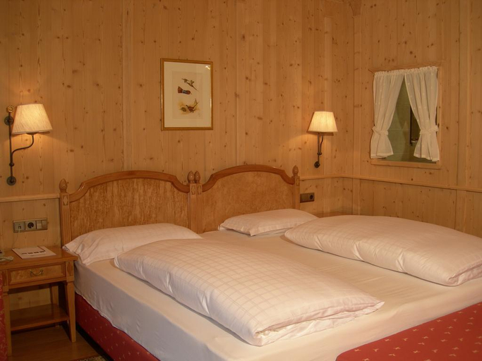Bedroom 3, Hotel Grüner Baum / Residence Hotel Gasser, Bolzano