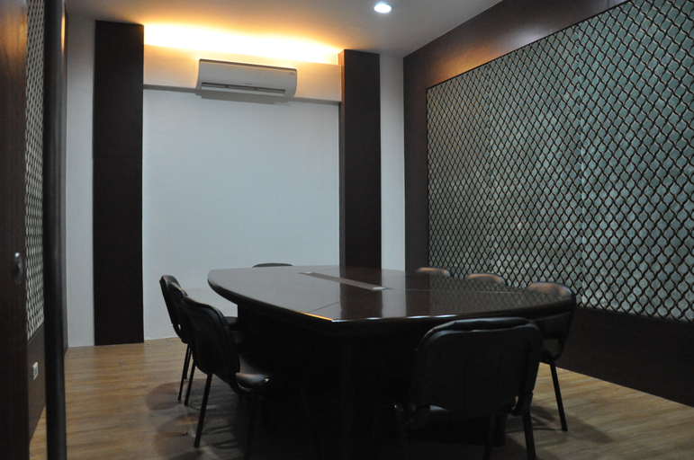 Bathroom 4, Palette Torre Venezia Suites, Quezon City