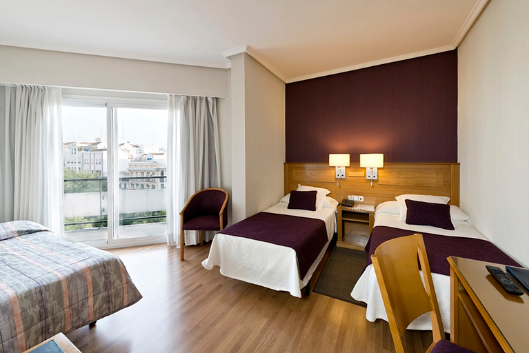 Bedroom 3, Trafalgar, Madrid
