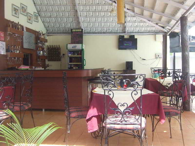 Public Area 2, Ondas do Mar, North Goa