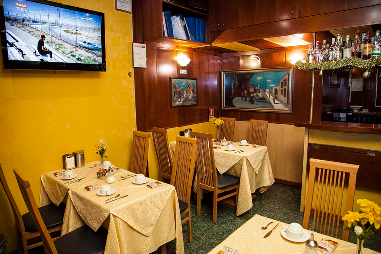 Food & Drinks 5, Hotel Fiorella, Milano