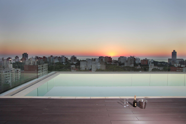 Sport & Beauty 2, Dazzler by Wyndham Montevideo, Montevideo