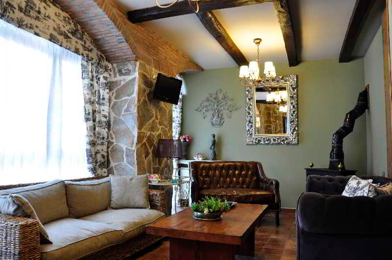 Public Area, Akla Hotel La Casa Del Puente, Cantabria