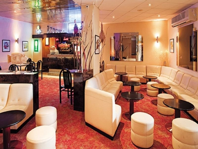 Public Area 2, Hotel de Paris, Hautes-Pyrénées