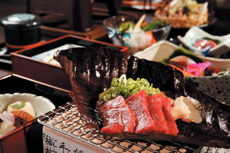 Food & Drinks