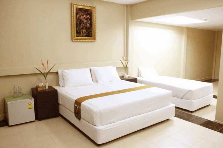 Bedroom 3, Visiting Card Hotel & Resort, Ratchathewi