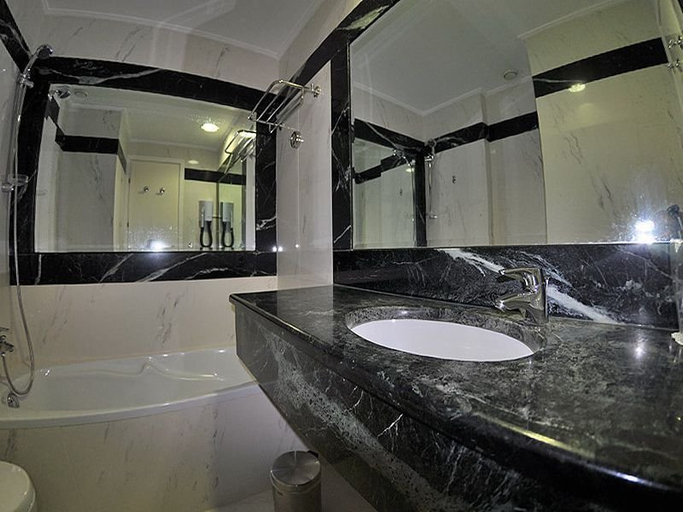 Bathroom 4, City Marina Hotel, Ionian Islands