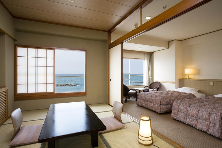 Bedroom 4, Kaike Grand Hotel Tensui, Sakaiminato