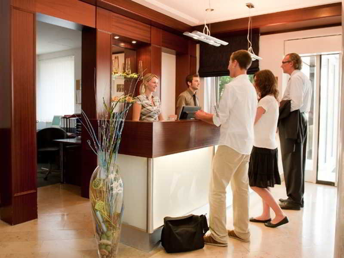 Public Area, ACHAT Hotel Regensburg im Park, Regensburg