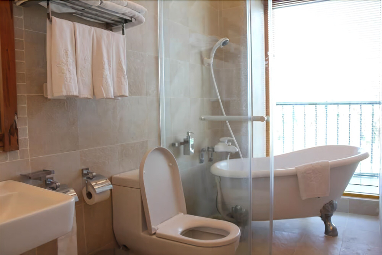 Bathroom 4, Tung Lodge - Taitung Branch, Taitung
