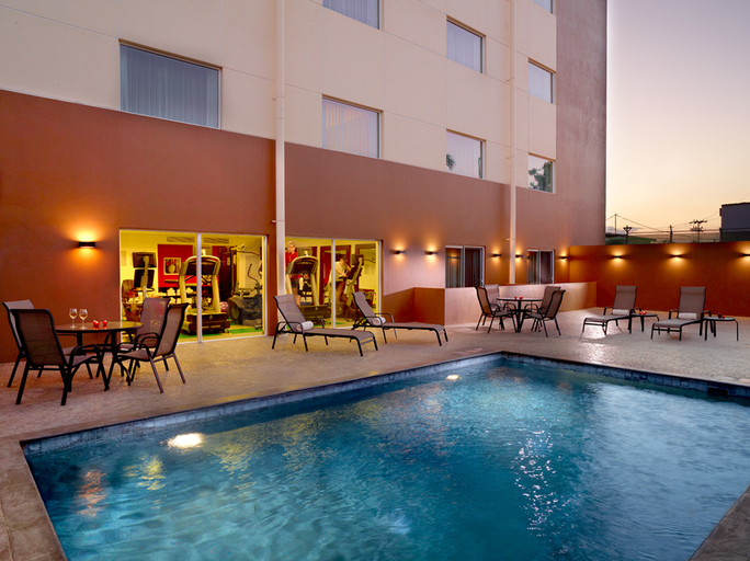 Sport & Beauty 2, Courtyard San Jose Airport Alajuela, Alajuela