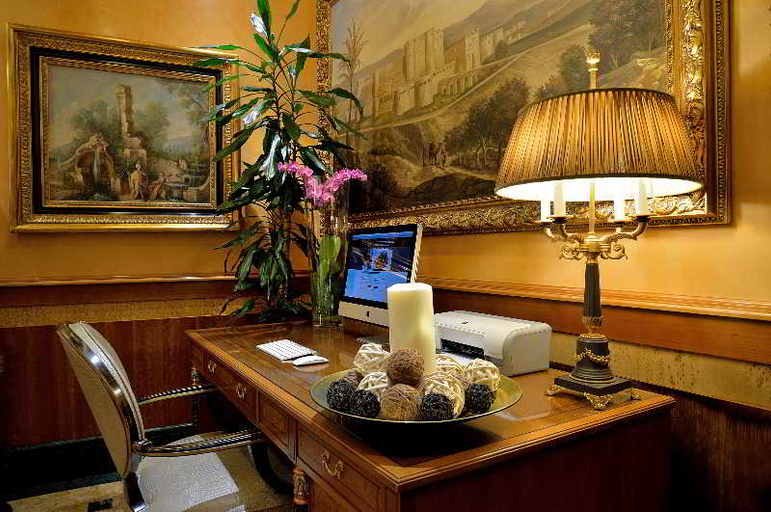 Public Area 3, Hotel Homs, Rome