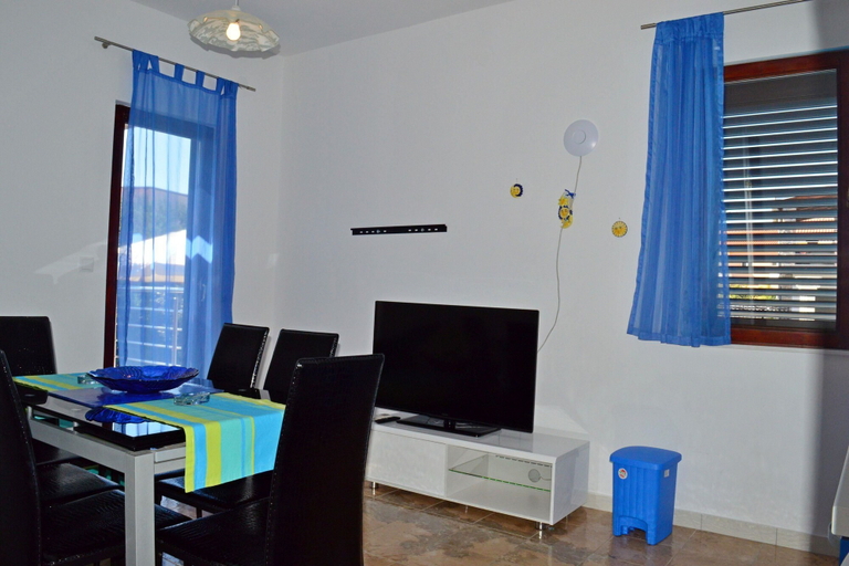 Others 5, Apartments Branko, Vodice