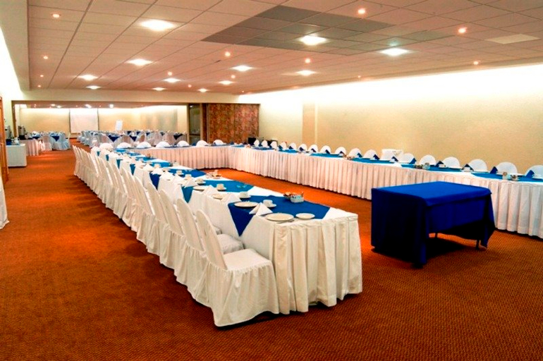 Business Facilities 5, Hotel Mirage, Querétaro