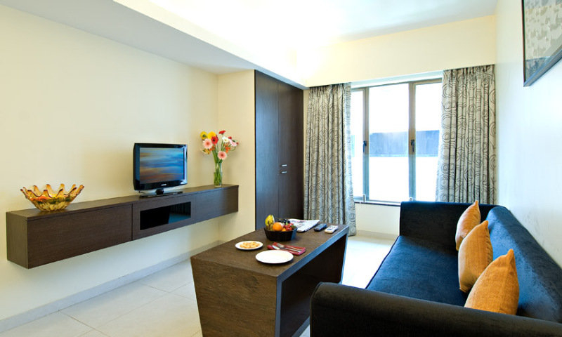 Bedroom 4, Citrus Hotels Lonavala, Pune