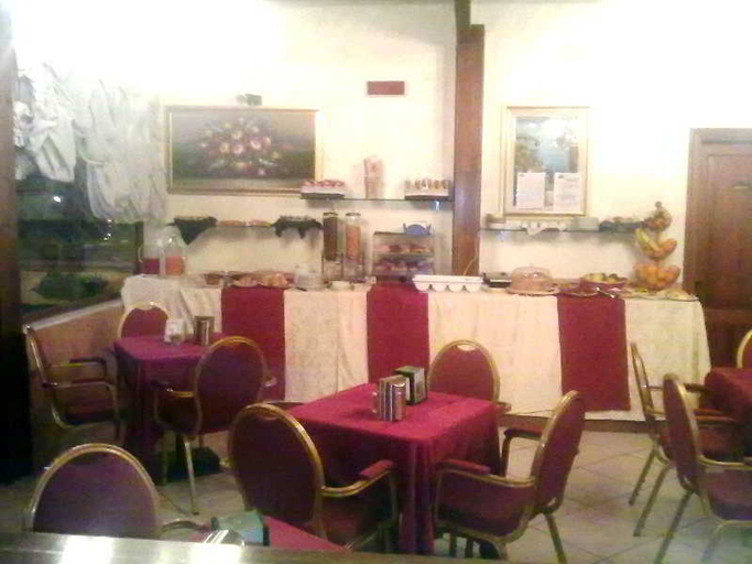 Food & Drinks 5, HOTEL FEDERICO II, Napoli