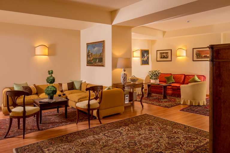 Public Area 2, Resort La Rocchetta, Roma