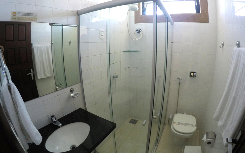 Bathroom 4, Hotel Alimar, Natal