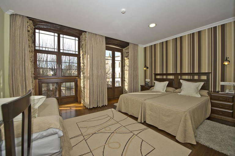 Bedroom 3, La Casona de Lazurtegui, Lugo