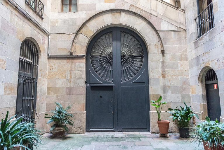 Exterior & Views, Pensión Villanueva, Barcelona
