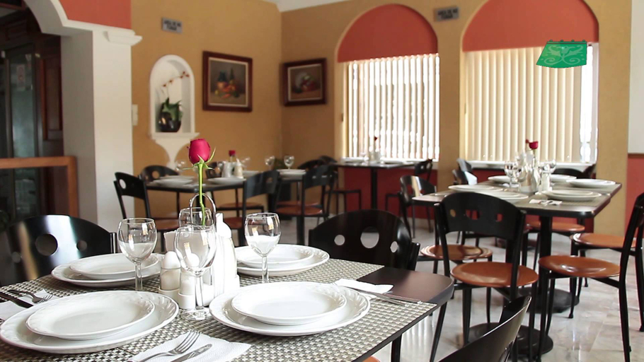 Food & Drinks, ESTANZA HOTEL SUITES, Morelia