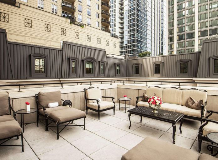 Public Area 4, Waldorf Astoria Chicago, Cook