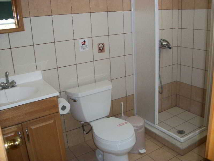 Bathroom, Zest @ Xi Beach, Ionian Islands