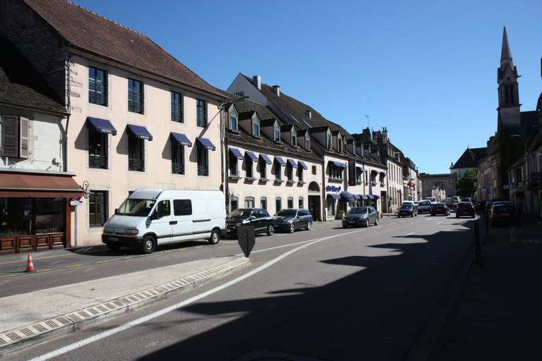 Henry II Hotel, Côte-d'Or