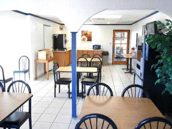 Dining Room 3, Knights Inn Sierra Vista, Cochise