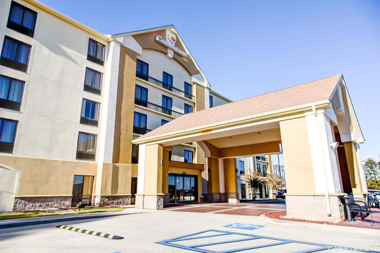 Exterior & Views 2, Comfort Inn Birmingham Homewood, Jefferson