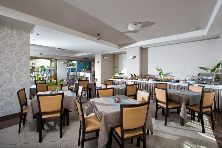 Food & Drinks 5, Mary Hotels Apartments, Crete