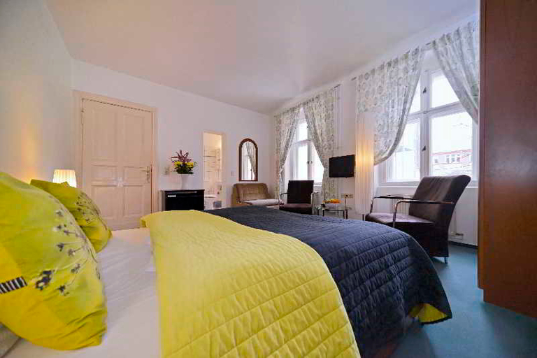 Bedroom 3, Old Town Hotel Greifswalder Strasse, Berlin