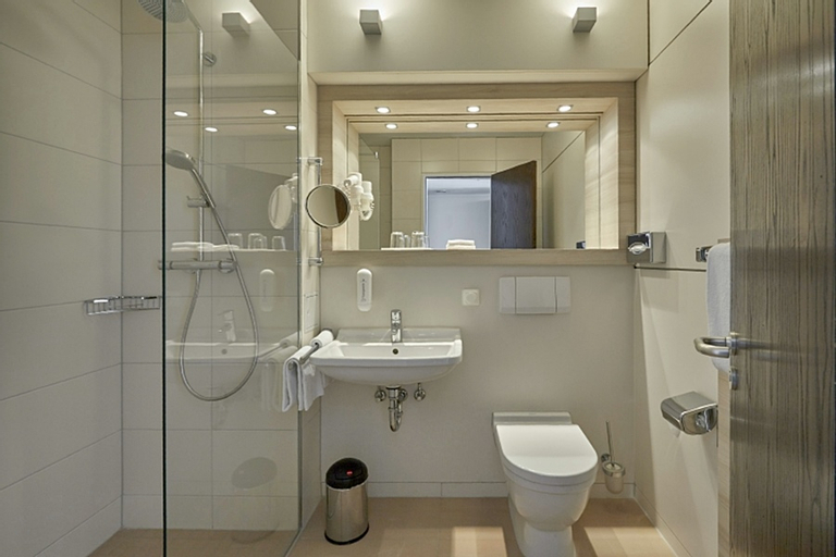 Bedroom 5, H+ Hotel Bad Soden, Main-Taunus-Kreis