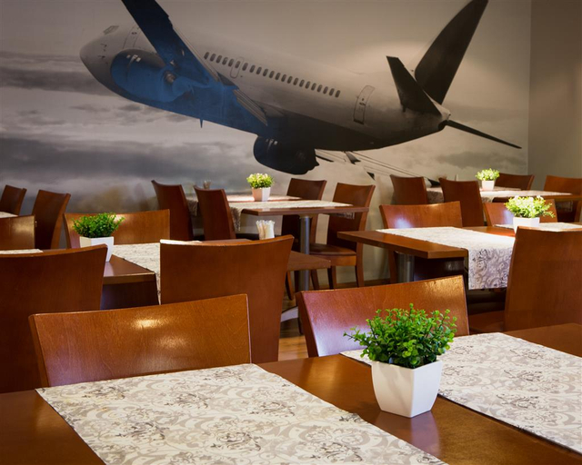 Public Area 3, Pilot Airport Hotel, Uusimaa